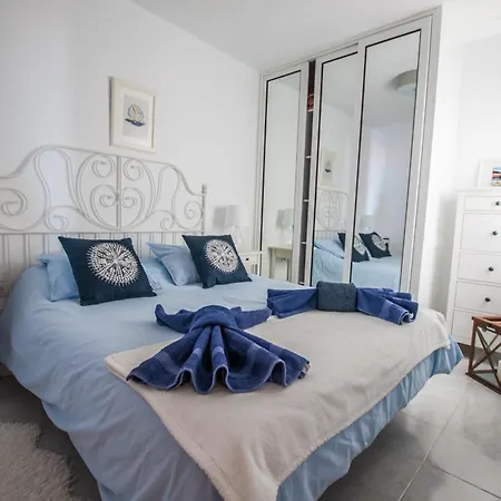 Seaview Coastal On Front Line With Amazing Sea Views And Large Terrace Βίλα *