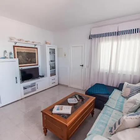 Seaview Coastal On Front Line With Amazing Sea Views And Large Terrace Villa