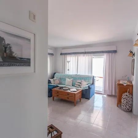 Villa Seaview Coastal On Front Line With Amazing Sea Views And Large Terrace *