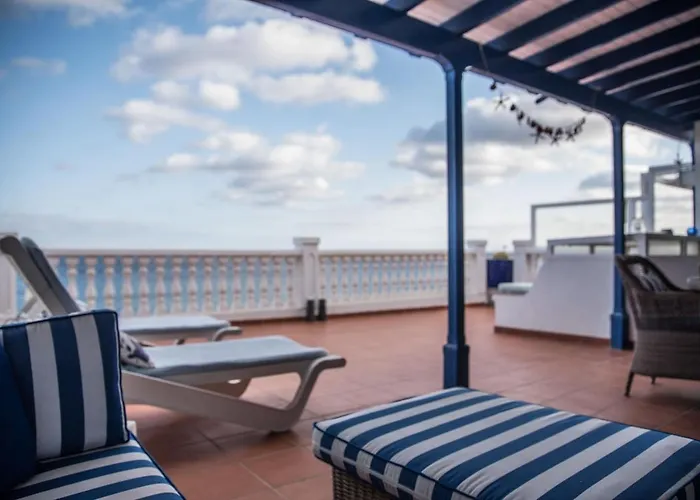 Seaview Coastal On Front Line With Amazing Sea Views And Large Terrace Villa Puerto del Carmen (Lanzarote)